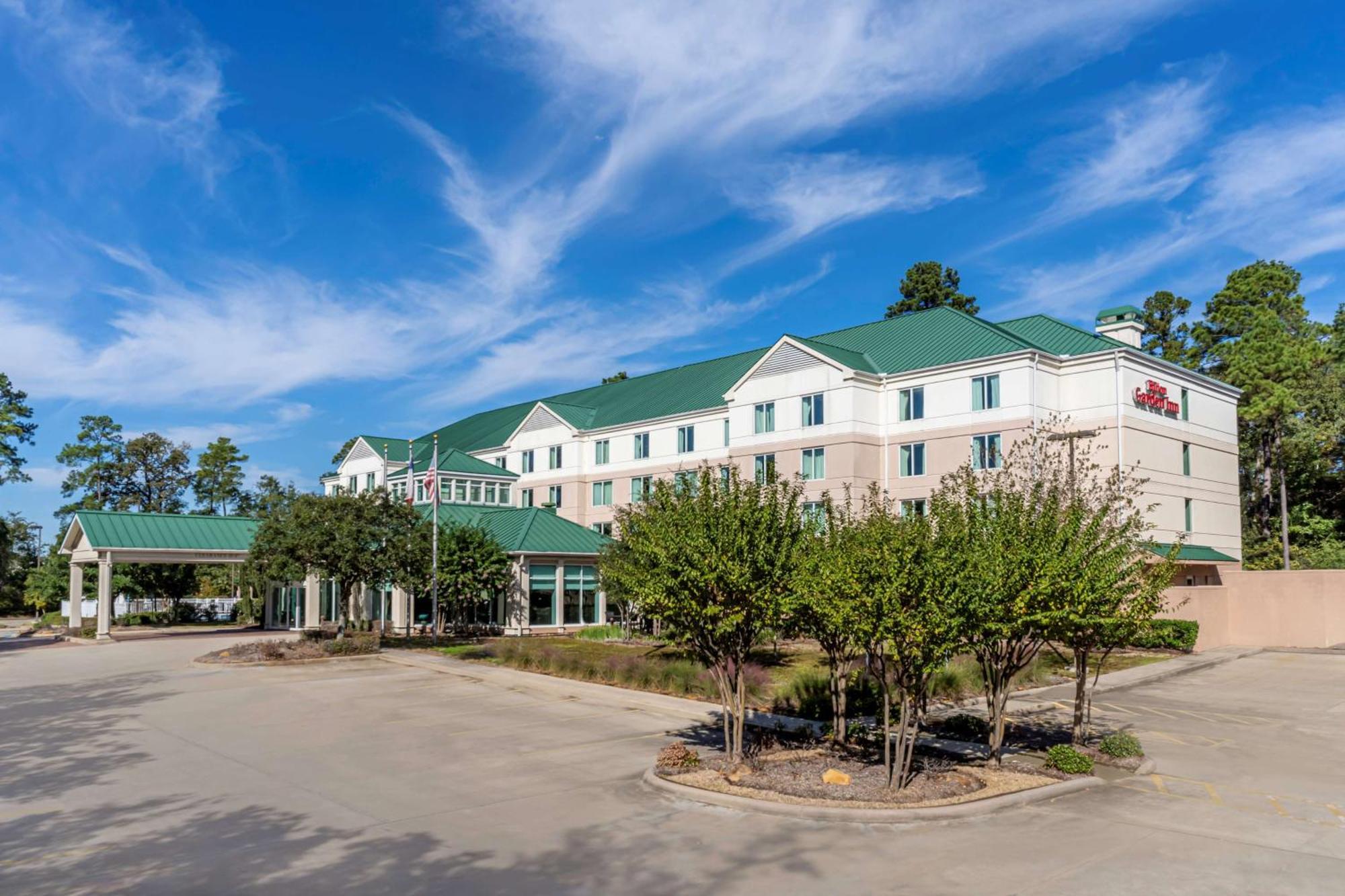 Hilton Garden Inn Houston/The Woodlands Exterior photo